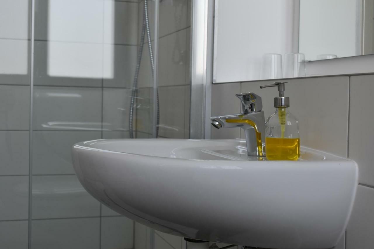 Großziethen Motel Schoenefeld מראה חיצוני תמונה