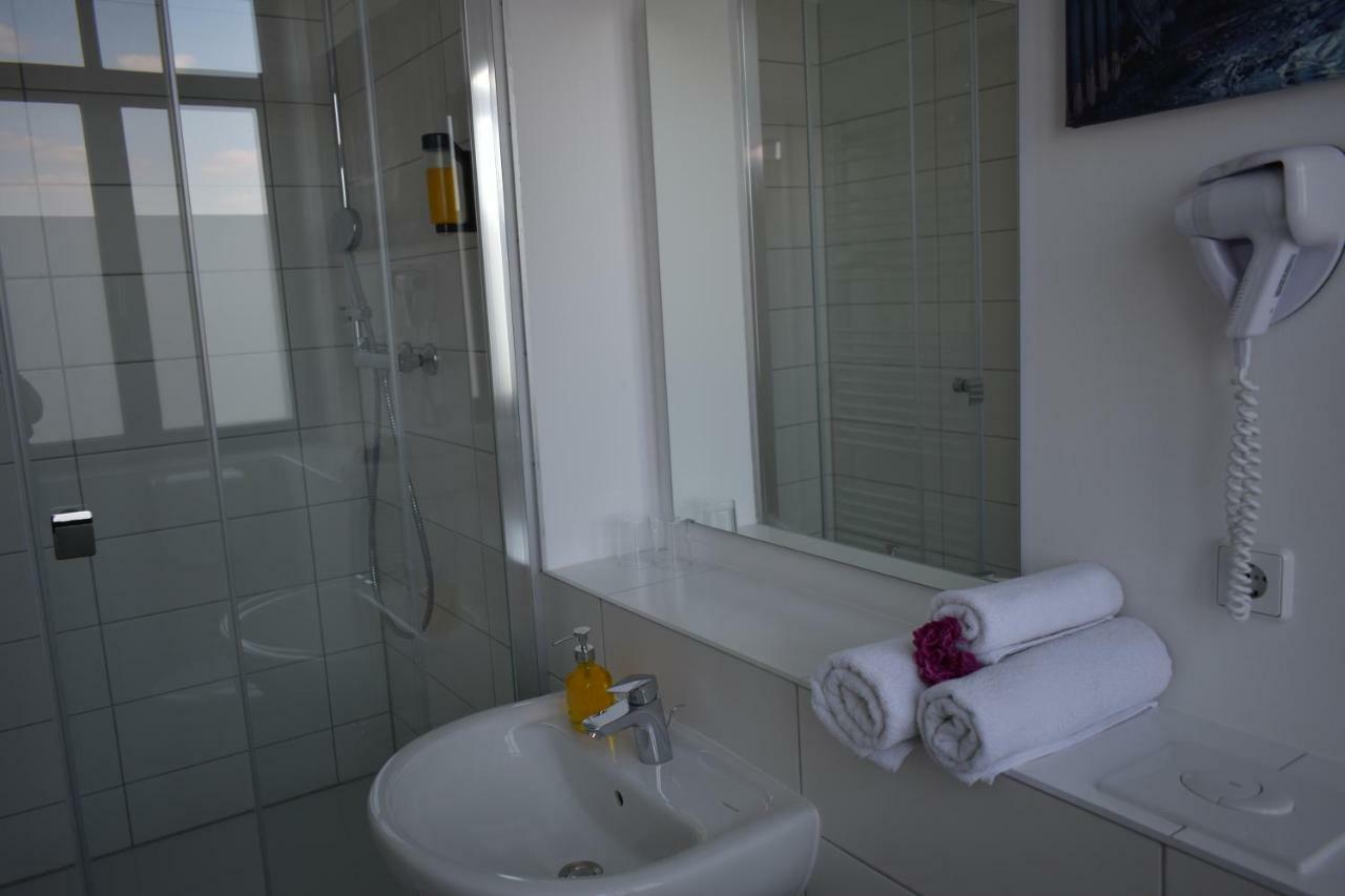 Großziethen Motel Schoenefeld מראה חיצוני תמונה